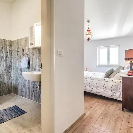 Holiday home Cozy In With Outdoor Swimming Pool Valtura