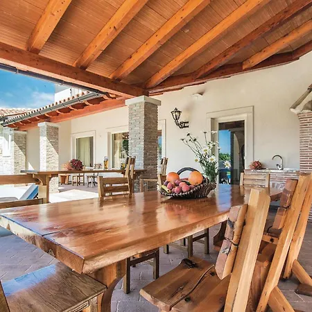 Holiday home Cozy In With Outdoor Swimming Pool
